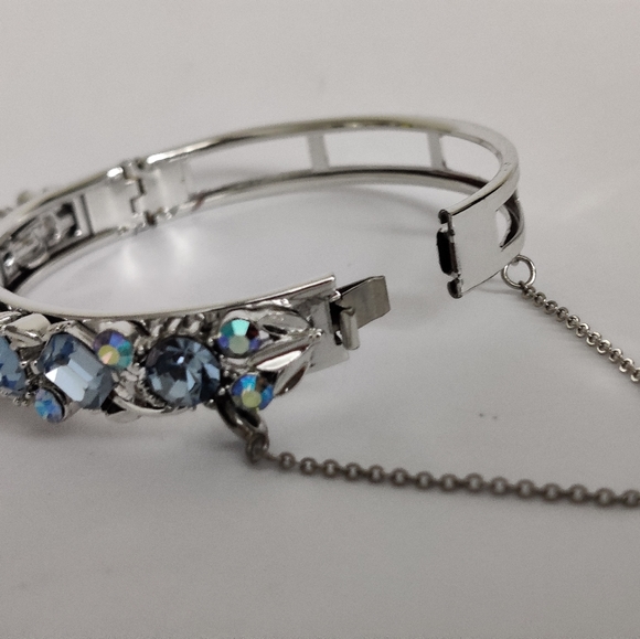 Superb 60s Lisner Hinged Cuff Bracelet Mint - Picture 7 of 11